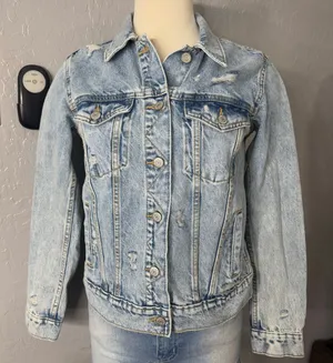 Old Navy Classic Ripped Non-Stretch Denim Jean Jacket 736440 Women's thumbnail 1