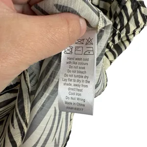 NWT Lioness Women’s District Sheer Asymmetrical Top in Zebra Print Size XL thumbnail 15