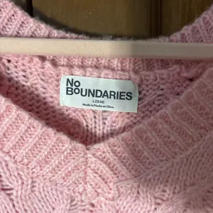 Pink Sweater thumbnail 2