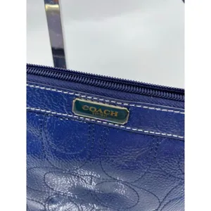 Coach Women's Blue Zipper Wristlet Bag thumbnail 3