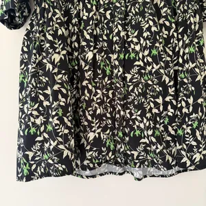 Tuckernuck Floral Tiered‎ Dress Button Front Green Black Floral Cotton Sz Medium thumbnail 2