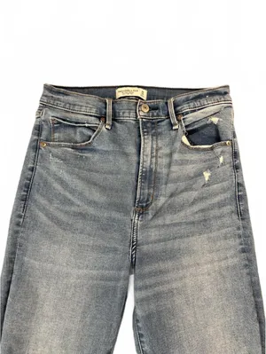 Abercrombie & Fitch | 30/10 | The Super Skinny Ultra High Rise Jeans thumbnail 2