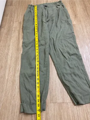 Zara Olive Green Cargo Trousers with Cuffed Ankles thumbnail 5