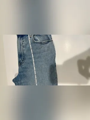 Abercrombie Curve Love 90s Straight Ultra High Rise Jeans 27 Light Wash thumbnail 14