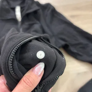 Lululemon Define Jacket Women Size 8 Black Luon thumbnail 4
