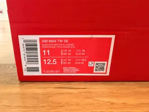 Nike Air Max TW SE sneakers thumbnail 6