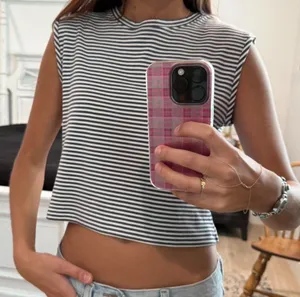 Vintage Top Multiple Size M thumbnail 1
