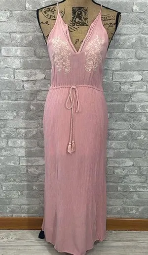 Love Tree Pink Gauzy Embroidered Maxi Dress thumbnail 1