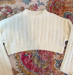 white cropped cable knit sweater thumbnail 2