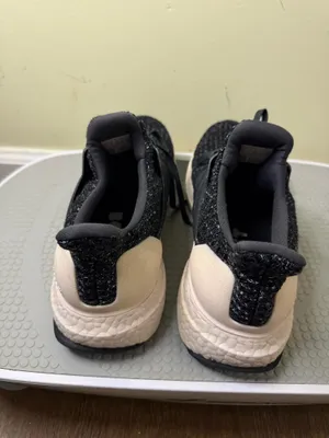 Adidas UltraBoost 4.0 Black Orchid Shoes Women's Size 9.5 thumbnail 3