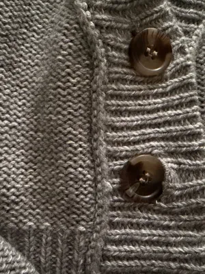 GARAGE Light Gray V-Neck Two-Button Cardigan Size Small thumbnail 2