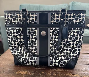 COACH Chelsea Signature Heritage Leather Tote thumbnail 1