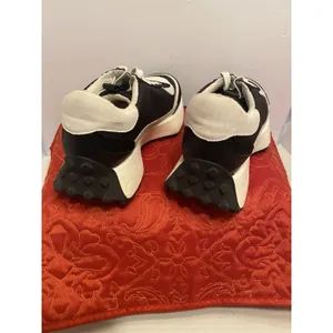 Steve Madden DIVERSION Sneakers Womens 8.5 Black White Retro Athletic Comfort thumbnail 3