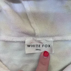 Sarah’s Day x White Fox tie dye hoodie‎ size small thumbnail 3