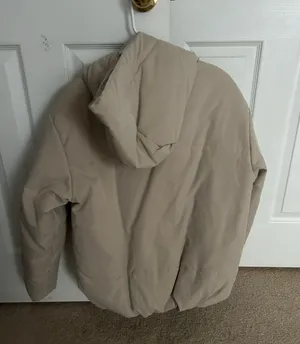 Amazon Brown Puffer Hooded Jacket thumbnail 3