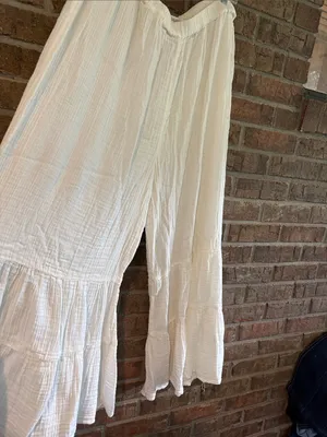 Anthropologie Cream Tiered Gauze Wide-Leg cropped Pants thumbnail 3