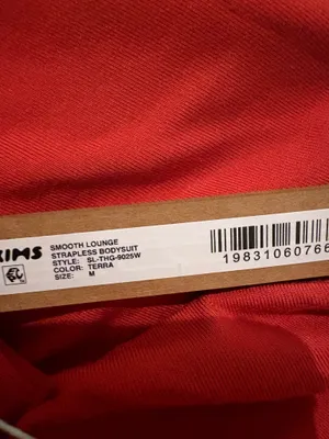 Skims smooth lounge smooth lounge strapless bodysuit in Terra thumbnail 4