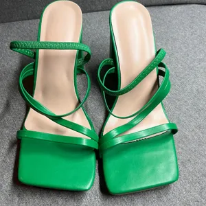 Unbranded Heeled Sandals‎ Strappy Square Toe Block Heel Size 7.5 Green thumbnail 3