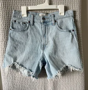 Abercrombie The Dad Shorts High-Rise thumbnail 1
