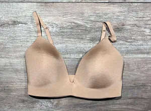 SKIMS Wireless Form T-Shirt Bra thumbnail 1