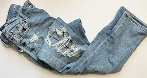 American Eagle Outfitters • Light Wash Destructed Mom Jeans thumbnail 1