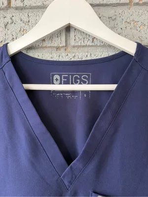 Figs Catarina One Pocket Scrub Top Navy Blue Size Small thumbnail 4