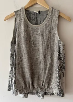 AKEMI + KIN Anthropologie Marietta‎ Cocoon Top Shirt Blouse Gray Snake Skin thumbnail 1