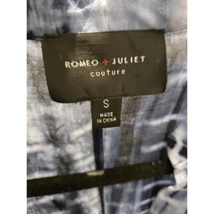 Romeo + Juliet Couture S Tie Dye Crochet Trim Mini Dress Womens Blue Boho V-Neck thumbnail 2