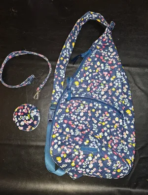 Vera‎ Bradley Scattered Wildflowers Essentials Sling Backpack Lanyard & Mirror thumbnail 1