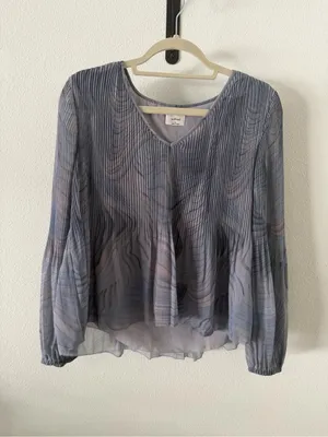 Aritzia Wilfred Daydreamer Blouse Dusky Granite Blue thumbnail 3