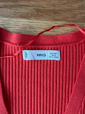 Mango Red Ribbed Fitted Button Front Cardigan Top M thumbnail 3