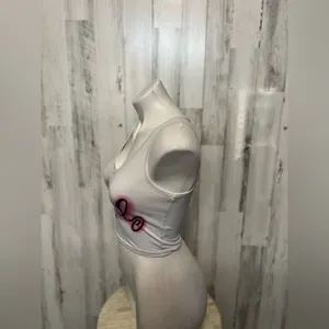 White crop top Size XS thumbnail 2