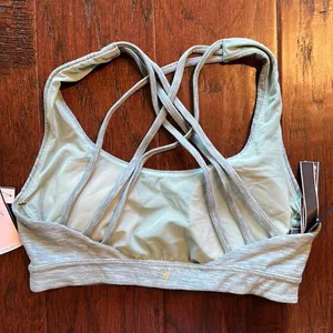 NWT Victoria’s Secret Sports Bra XS thumbnail 5