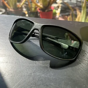 Sunglasses Gray thumbnail 1