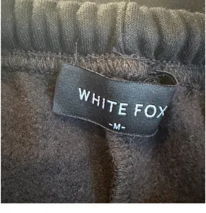 White fox boutique Club 14 Cassie cherry sport logo black Wide Leg Sweatpants ❤️ thumbnail 7
