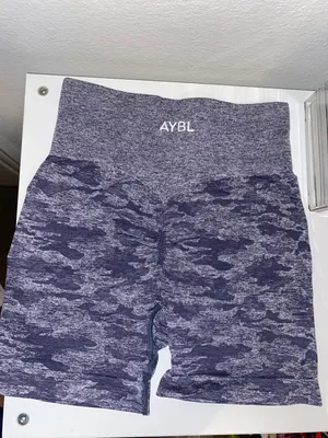 evolve camo seamless long sleeve crop top and shorts set thumbnail 10