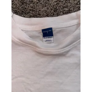 Old Navy Women's White Vintage Tee Long Sleeve Tee Size Small thumbnail 2