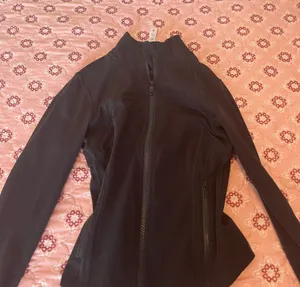 Lululemon Define Jacket thumbnail 1