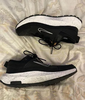 Nike Shoes thumbnail 1