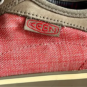 Keen Coronado Red Canvas Taupe Leather Low Top Sneakers Womens 8.5 1004619‎ thumbnail 6