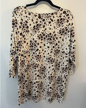 Chico's Touch of Cool Animal Print Wedge Tunic Size 2 Large Stretchy thumbnail 1