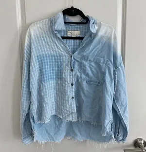 Chambray Button Down thumbnail 1