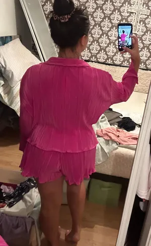 VICI Plisse High Waist Shorts/ Long Sleeve Top Set - Magenta thumbnail 2