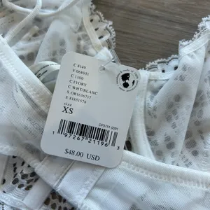 Underwire Lacey Bra thumbnail 4