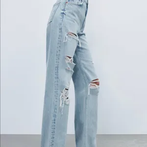 ZARA Ripped Wide Leg Jeans thumbnail 5