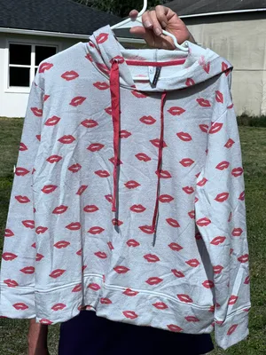 Jaclyn Intimates Loungewear Clothes Pajamas Sweatsuit Hoodie with Kisses thumbnail 3