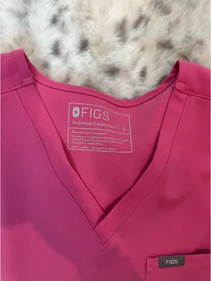 FIGS F*ing Pink Scrub Set thumbnail 4