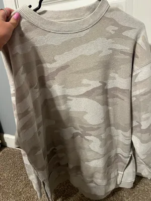 American Eagle pullover thumbnail 1