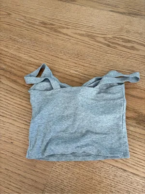 Victoria’s Secret tank top thumbnail 2