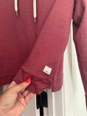 Vuori Women's Halo Essential Hoodie burgundy red long sleeve stretch thumbnail 3
